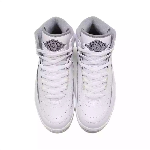 Kids Nike Air Jordan Retro 2 - Picture 2 of 11